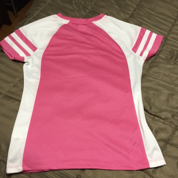 New with tags. NFL patriots shirt - Picture 3 of 4